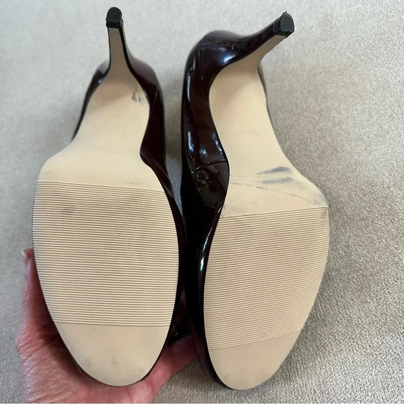 Madden Girl Getta wine patent leather pumps. Size 9.5 - Picture 6 of 8